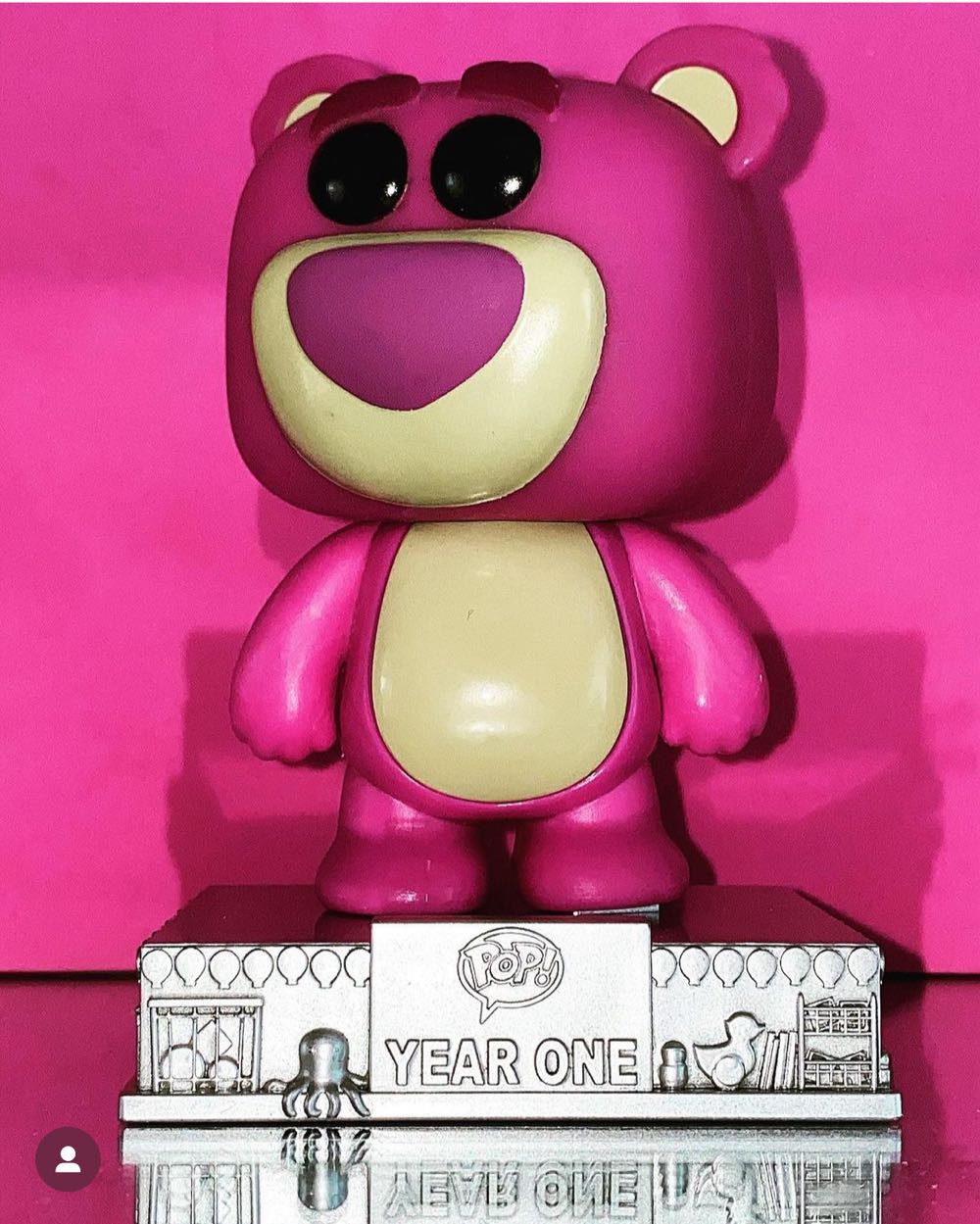 Lotso 25 Years Limited Edition  - Toy Story vinyl figure collectible - Main Image 4