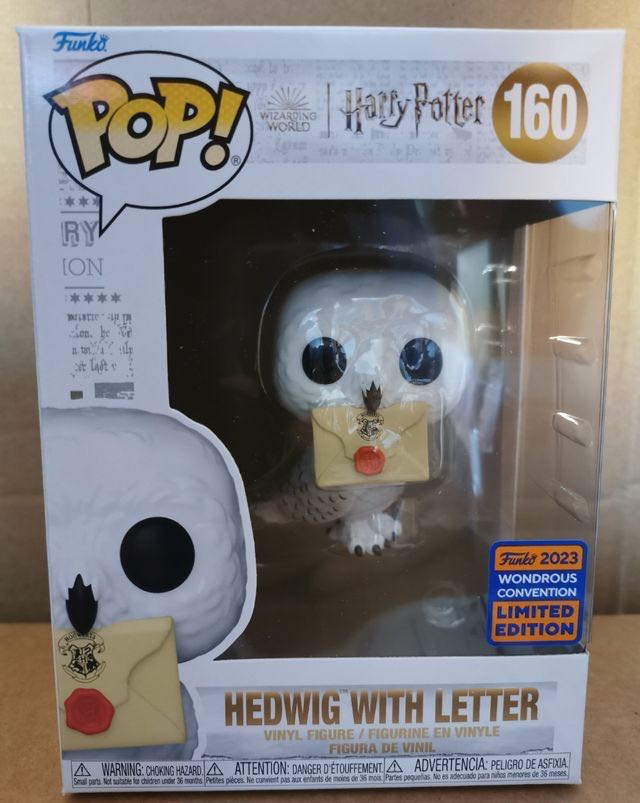 Hedwig with Letter - Harry Potter vinyl figure collectible [Barcode 889698702782] - Main Image 2