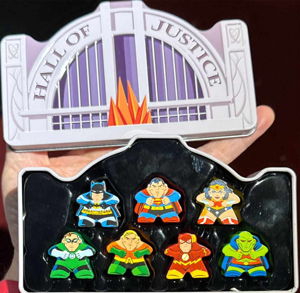 Cryptozoic Mighty Meeples Dc Justice League Collection Tin - DC: Superheroes vinyl figure collectible [Barcode 814552022973] - Main Image 3