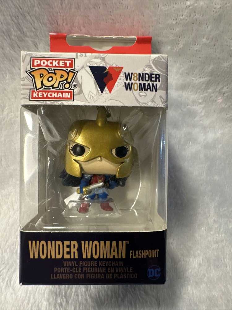 Wonder Woman (Flashpoint) - DC: Superheroes vinyl figure collectible [Barcode 889698549950] - Main Image 3