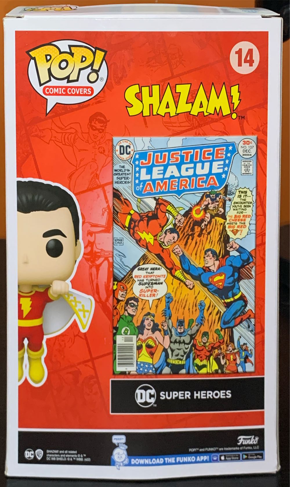 Comic Covers 14: Shazam - DC Universe vinyl figure collectible [Barcode 889698674416] - Main Image 3
