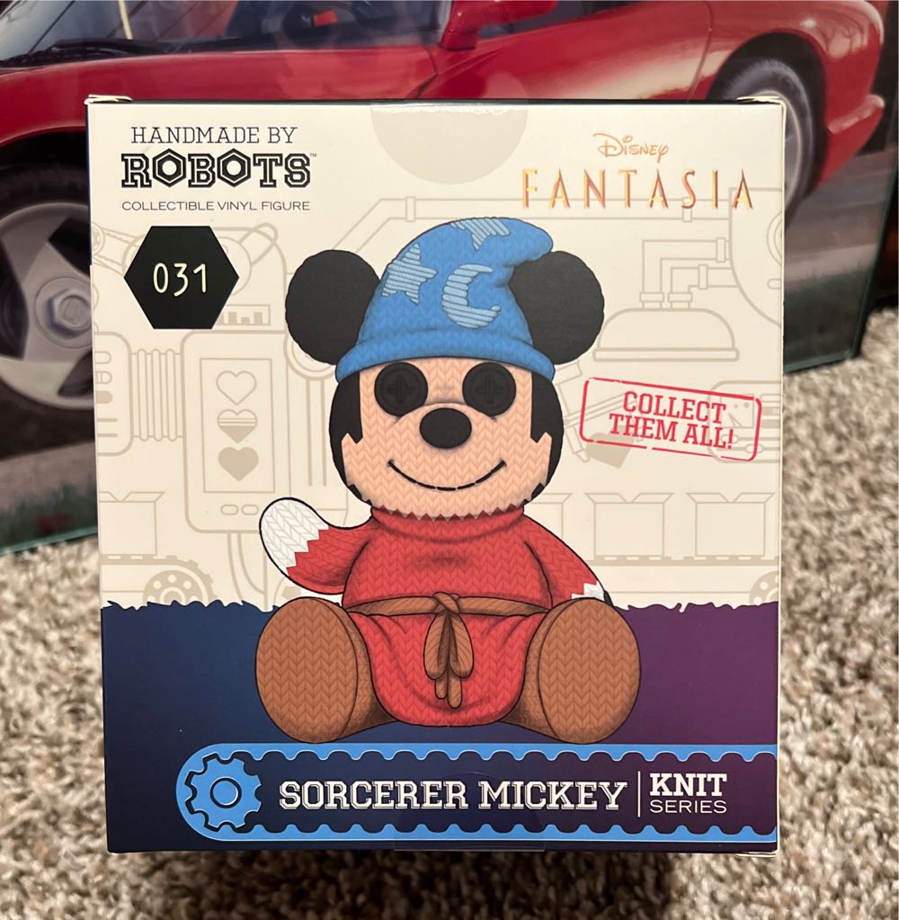 HANDMADE BY ROBOTS: SOCERER MICKEY  vinyl figure collectible - Main Image 2