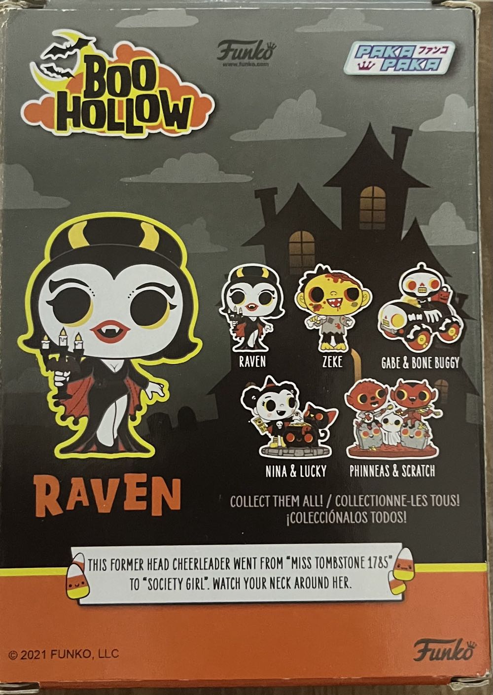 Boo Hollow: Raven  vinyl figure collectible [Barcode 889698580045] - Main Image 4