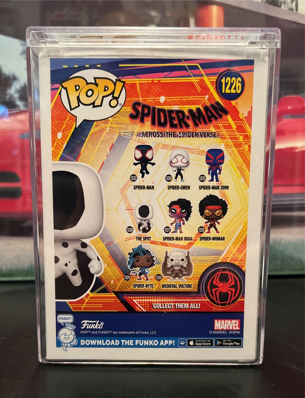 The Spot Pop! 1226 - Spider-Man vinyl figure collectible [Barcode 889698657259] - Main Image 2