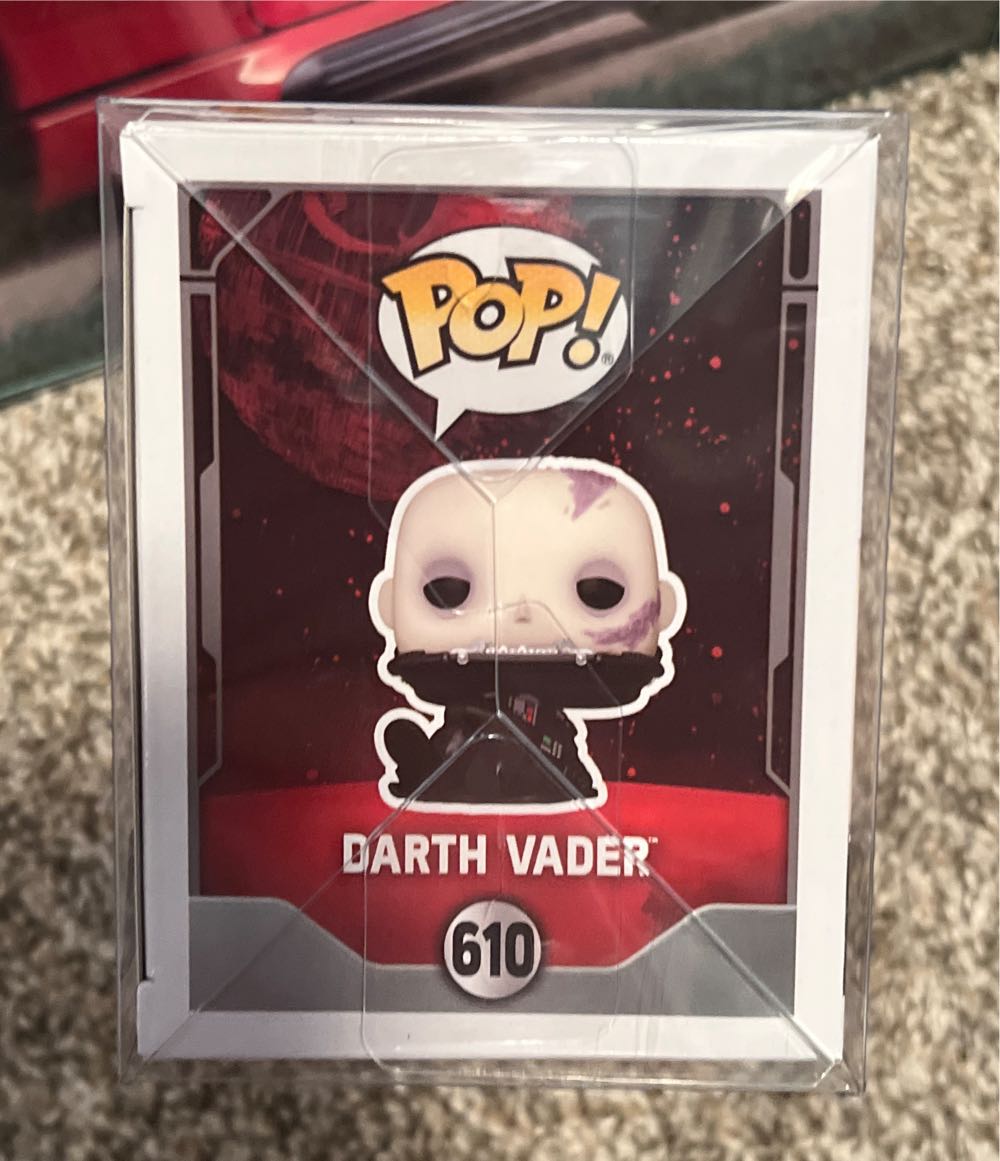 Darth Vader - Star Wars vinyl figure collectible [Barcode 889698707503] - Main Image 4