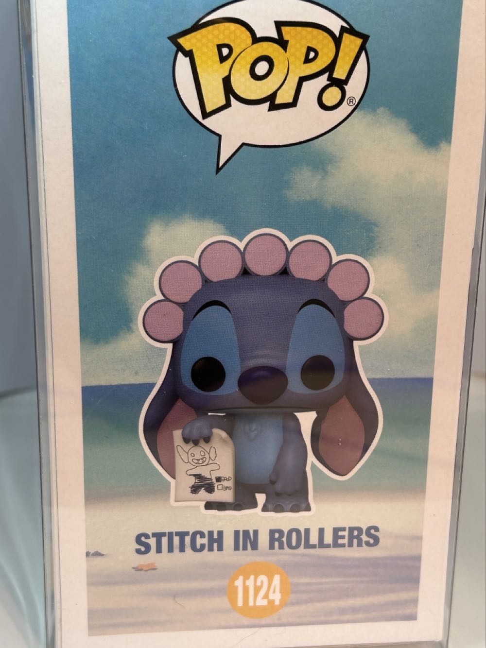 Stitch In Rollers - Lilo and Stitch vinyl figure collectible [Barcode 15686931] - Main Image 3