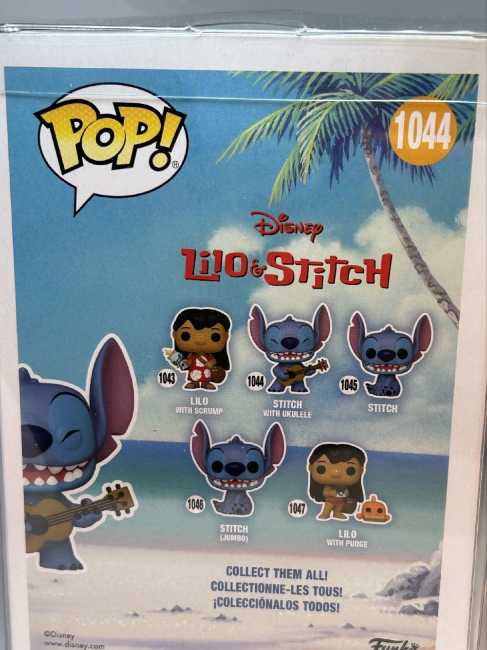 Stitch With Ukulele, #1044 - Lilo and Stitch vinyl figure collectible [Barcode 14925043] - Main Image 2