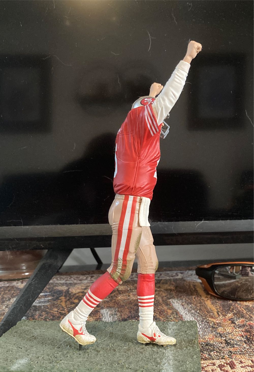 Joe, Montana  vinyl figure collectible - Main Image 4