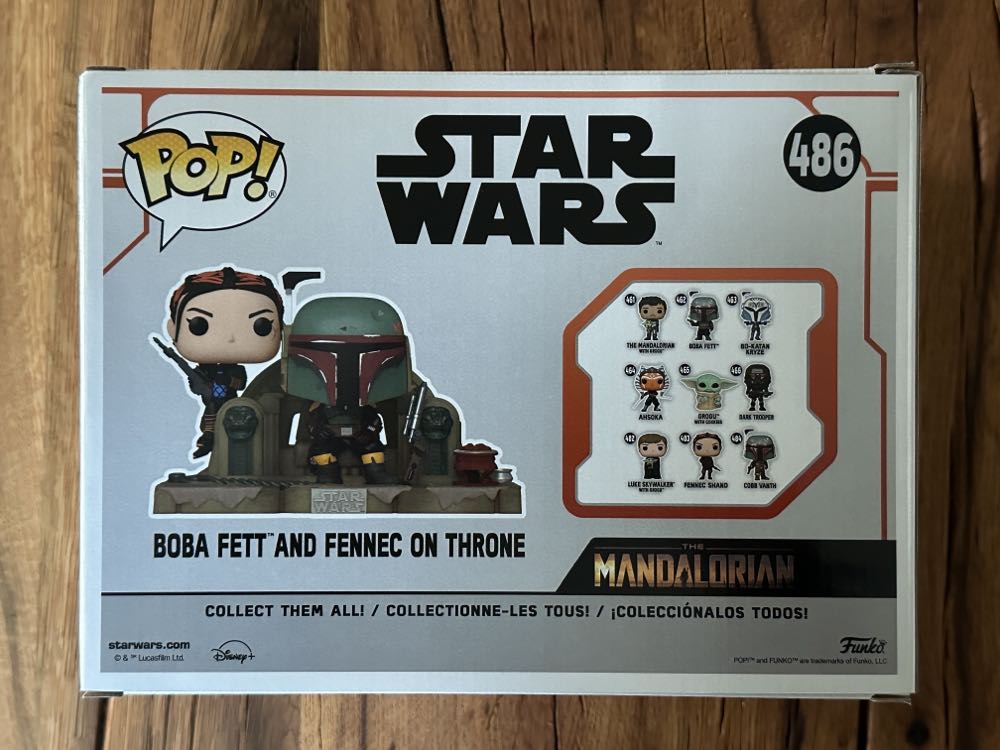 Boba Fett & Fennec on Throne - Star Wars: The Mandalorian vinyl figure collectible [Barcode 5057966217718] - Main Image 2