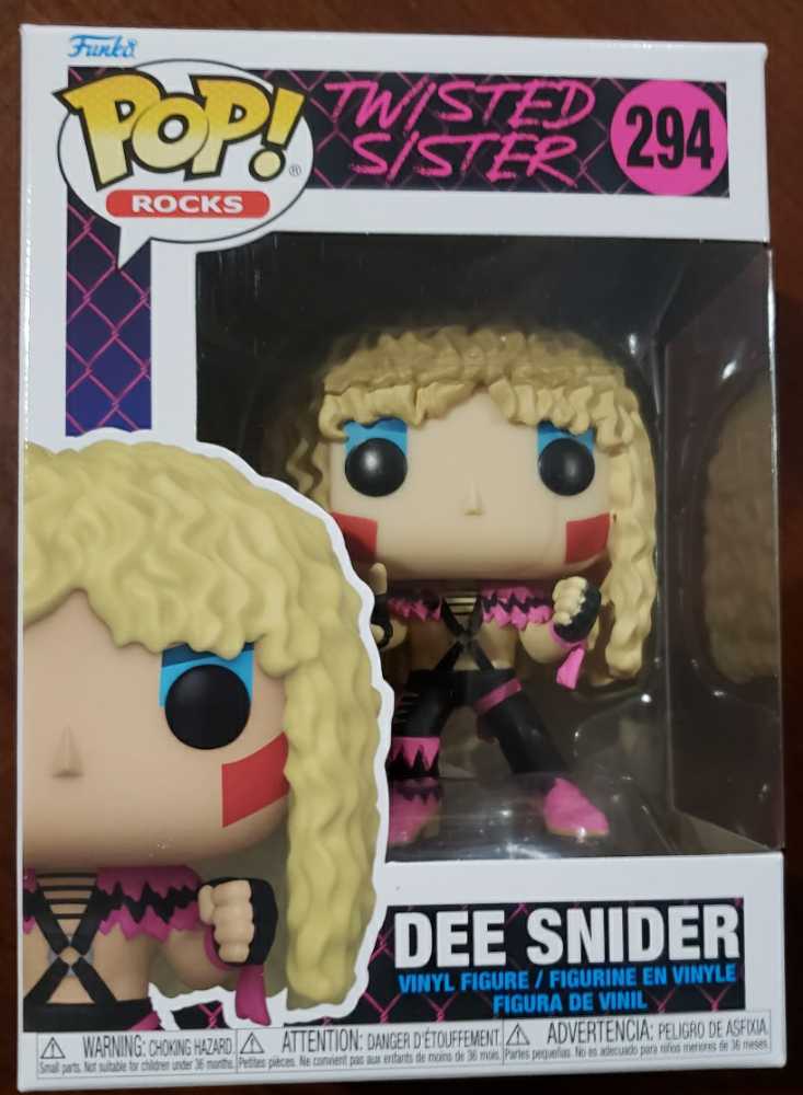 Pokémon Tcg: Dragonite V Box Or Hoopa V Box