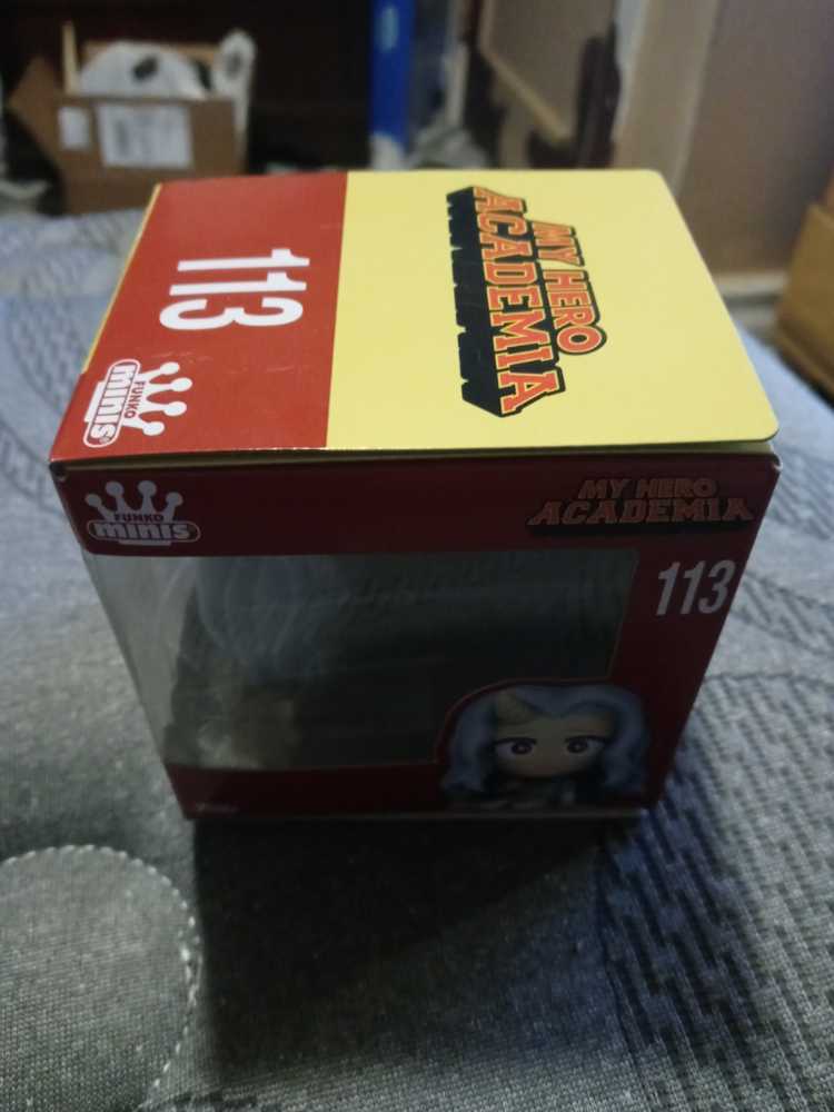 Eri - My Hero Academia vinyl figure collectible [Barcode 889698610483] - Main Image 4