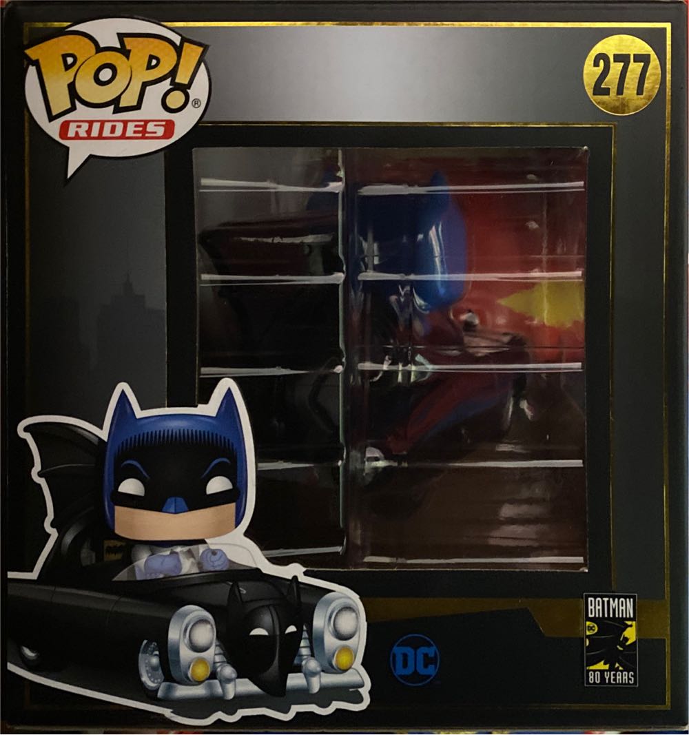 1950 Batmobile - Batman vinyl figure collectible [Barcode 889698372527] - Main Image 3