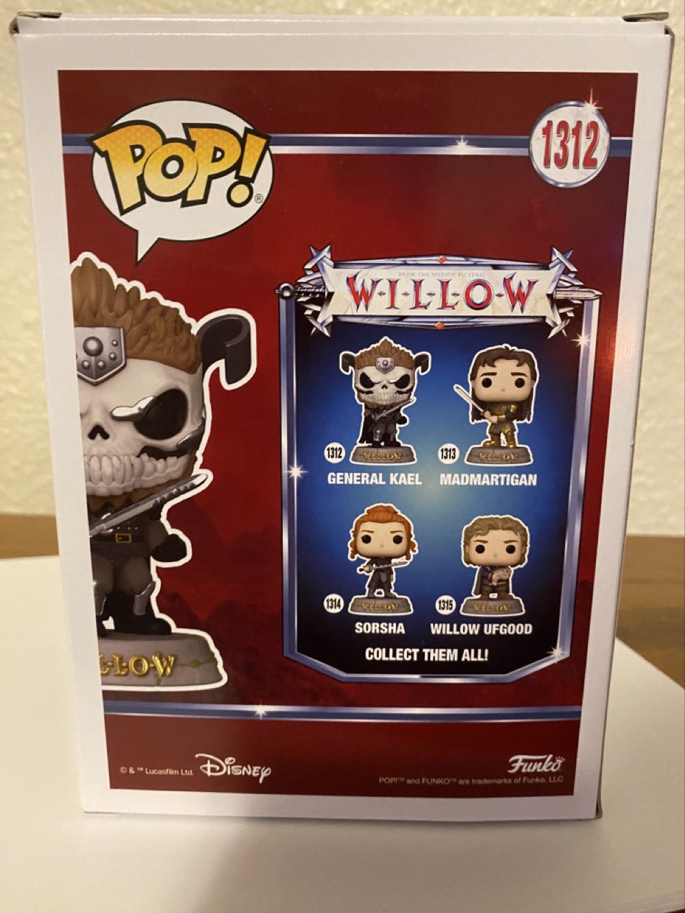 General Kael  vinyl figure collectible - Main Image 2