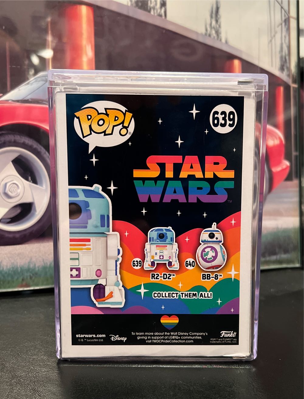 Star Wars Pride R2-D2 - Star Wars vinyl figure collectible [Barcode 889698720212] - Main Image 2