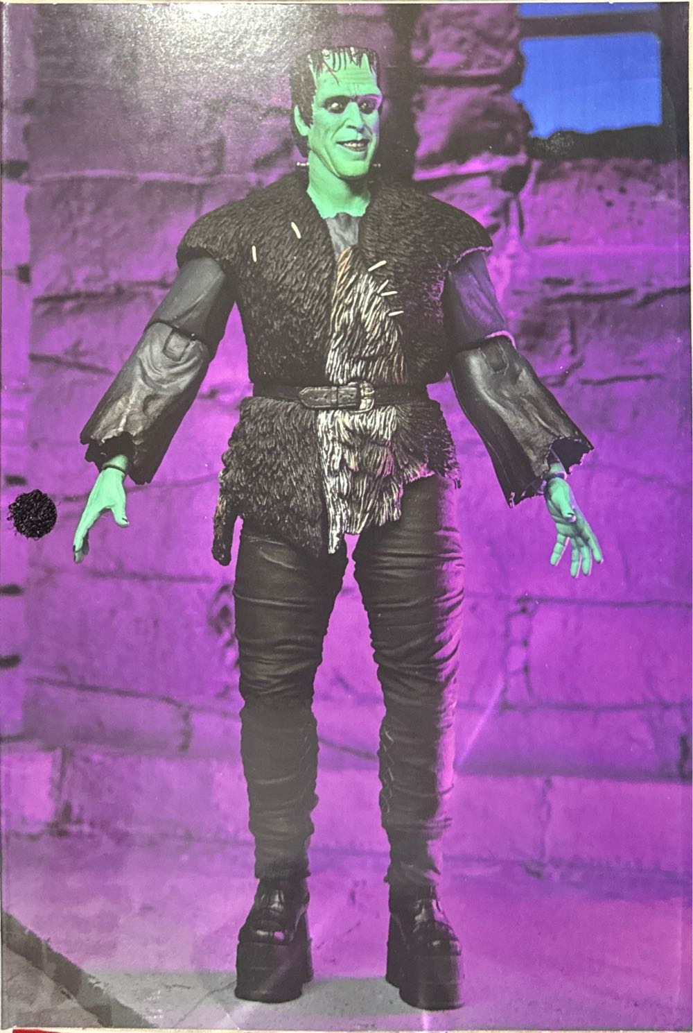 The Munsters: Herman Munster  vinyl figure collectible [Barcode 634482560969] - Main Image 3