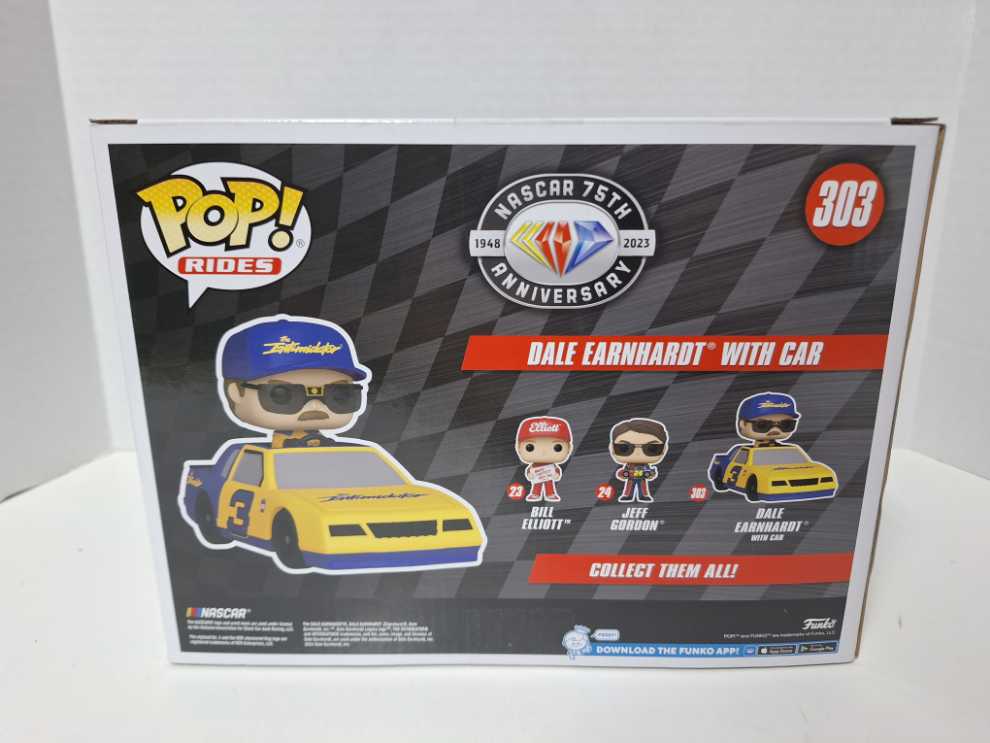 Dale Earnhardt with Car  vinyl figure collectible [Barcode 889698709989] - Main Image 2