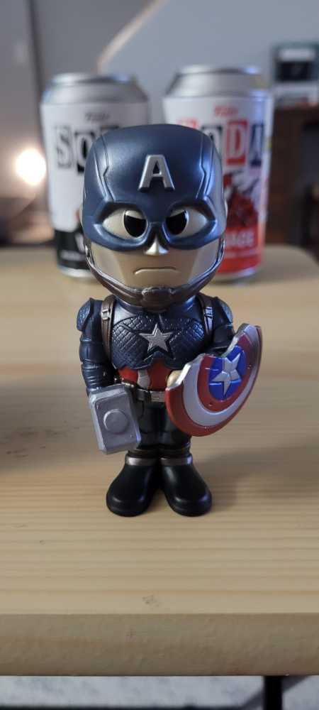 Captain America Soda (CHASE) - Avengers: Endgame vinyl figure collectible [Barcode 6426998698311] - Main Image 2