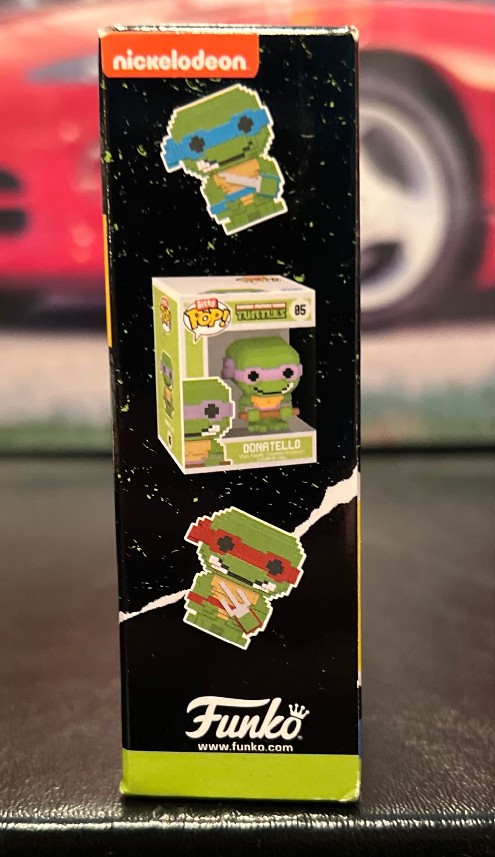 Funko Bitty Pop! Teenage Mutant Ninja Turtles Mini Collectible Toys Leonardo Michelangelo April O’neil & Mystery Chase Figure Styles May Vary 4-pack  vinyl figure collectible [Barcode 889698715072] - Main Image 3