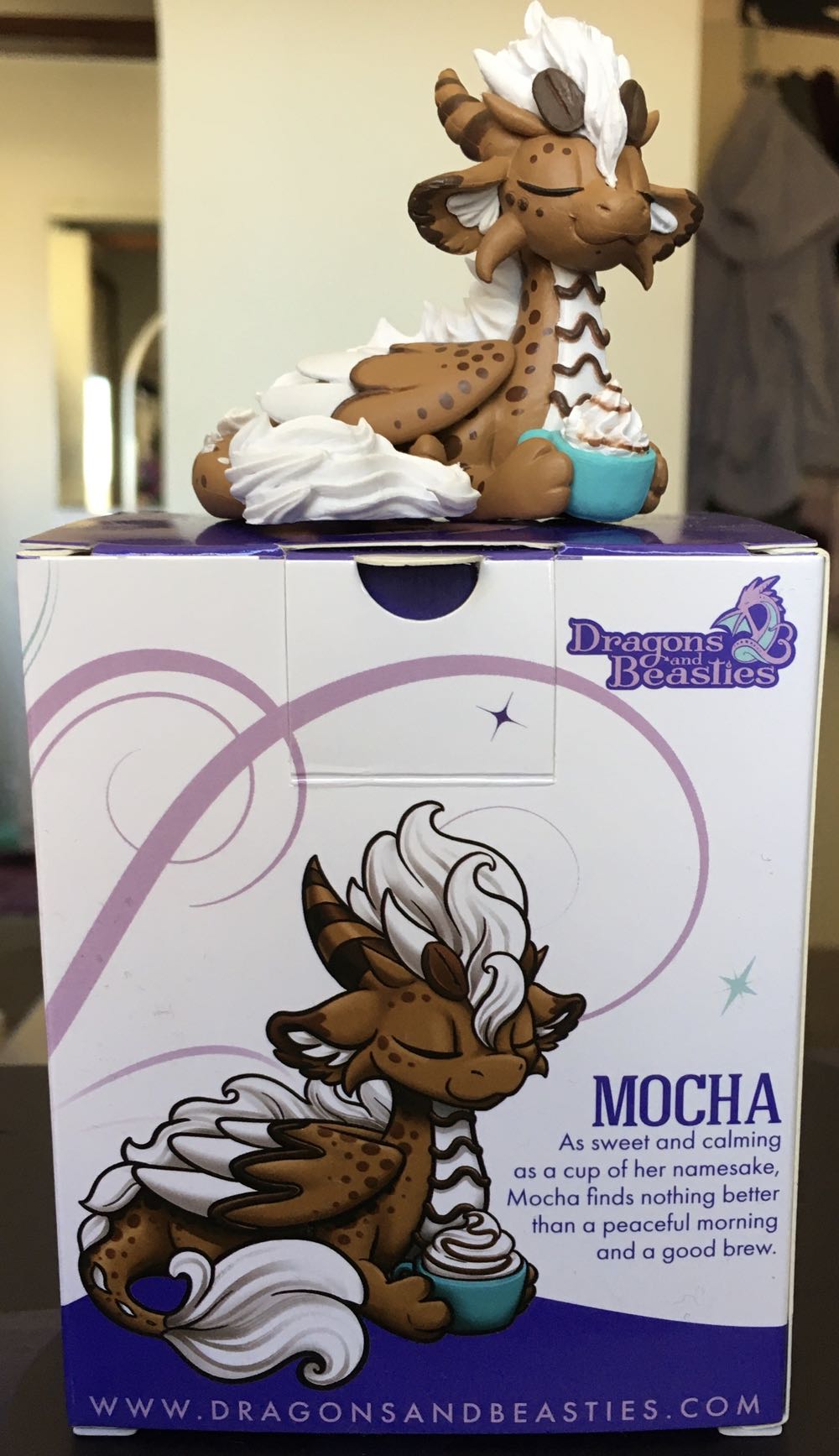 D&B Mocha Coffee Dragon  vinyl figure collectible [Barcode 810002711473] - Main Image 2
