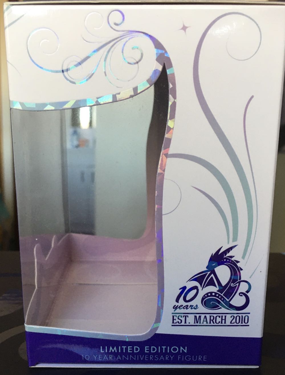 D&B Rosa Friend To All Beasties  vinyl figure collectible [Barcode 810002710834] - Main Image 4