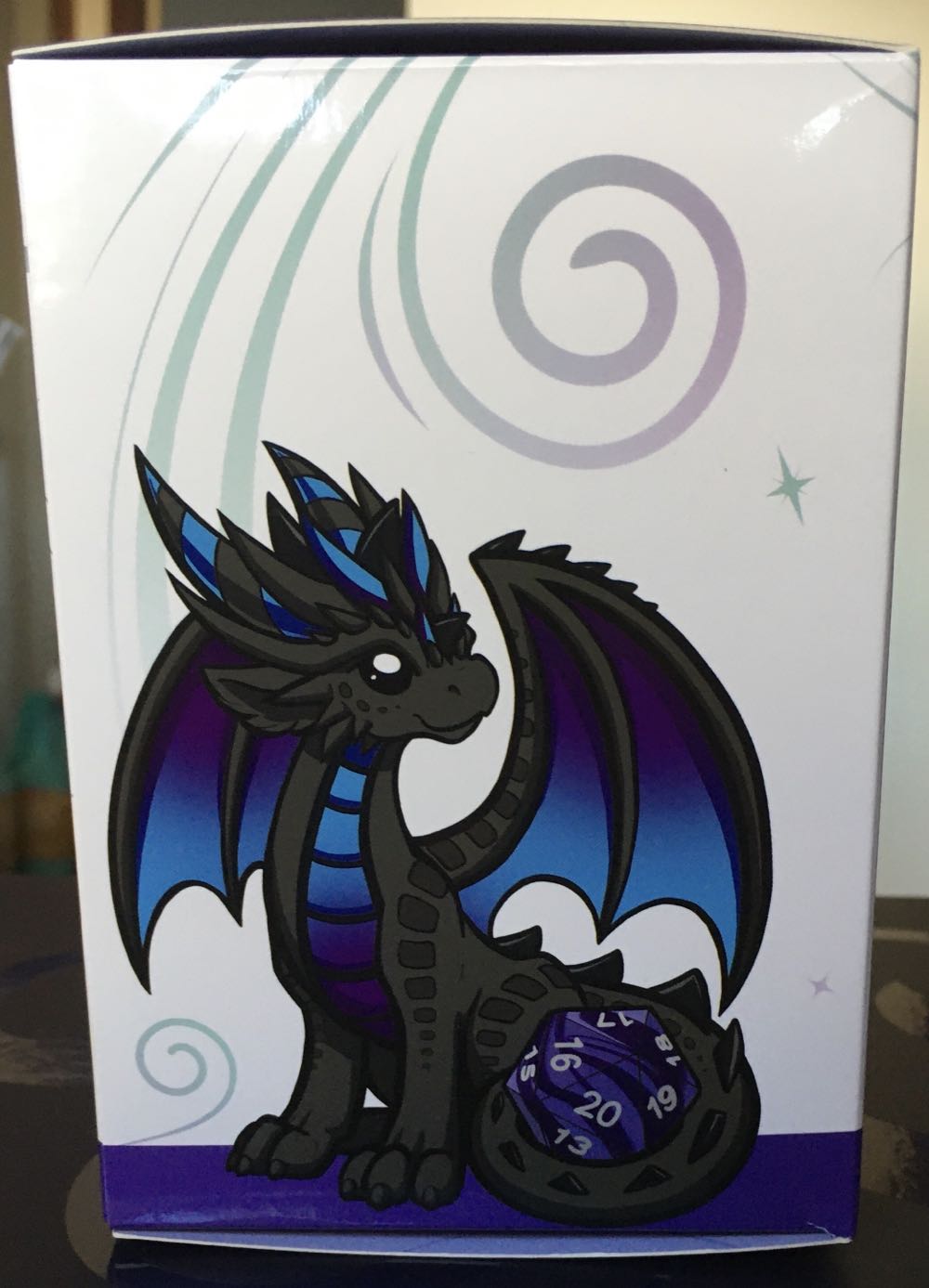 D&B Nova Dice Dragon  vinyl figure collectible [Barcode 810002710865] - Main Image 3