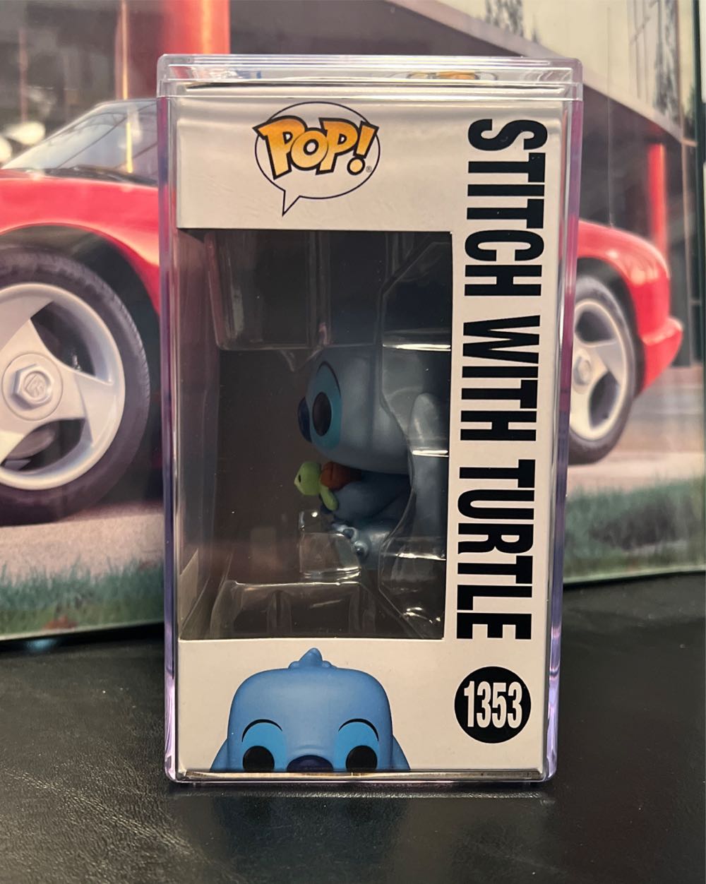 Stitch: Stitch (w/ Turtle) - Lilo and Stitch vinyl figure collectible [Barcode 889698736084] - Main Image 3