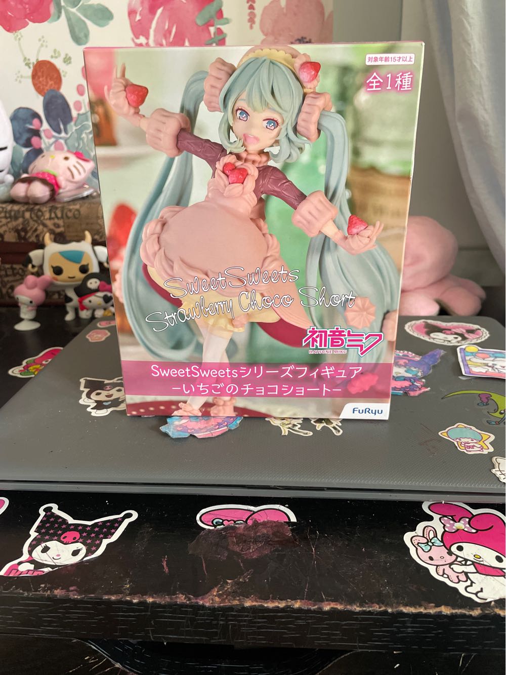 Furyu Amu-shp0553 Hatsune Miku Sweetsweets Series Miku Strawberry Chocolate Short Figure - Vocaloid vinyl figure collectible [Barcode 4580736400580] - Main Image 4
