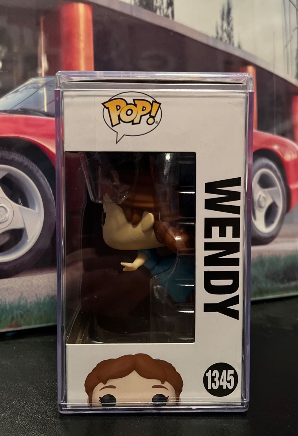 Wendy - Peter Pan vinyl figure collectible [Barcode 889698706988] - Main Image 3