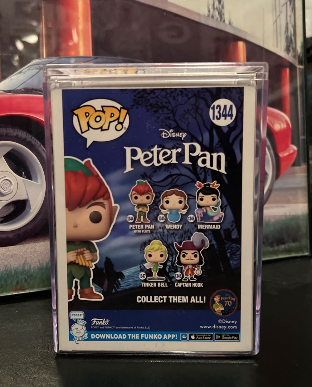 Peter Pan With Flute - Peter Pan vinyl figure collectible [Barcode 889698706971] - Main Image 2