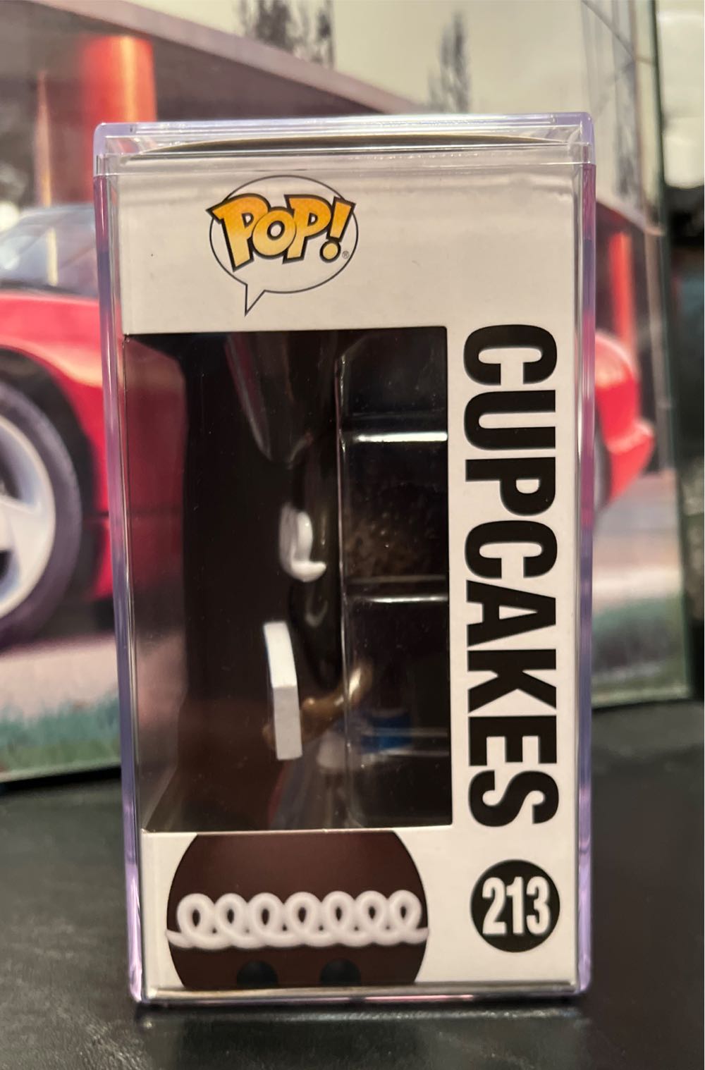 Cupcakes  vinyl figure collectible [Barcode 889698707534] - Main Image 3