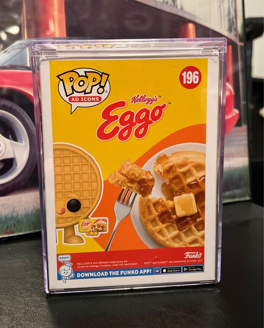 Eggo Waffle - Kellogg’s vinyl figure collectible [Barcode 889698725286] - Main Image 2