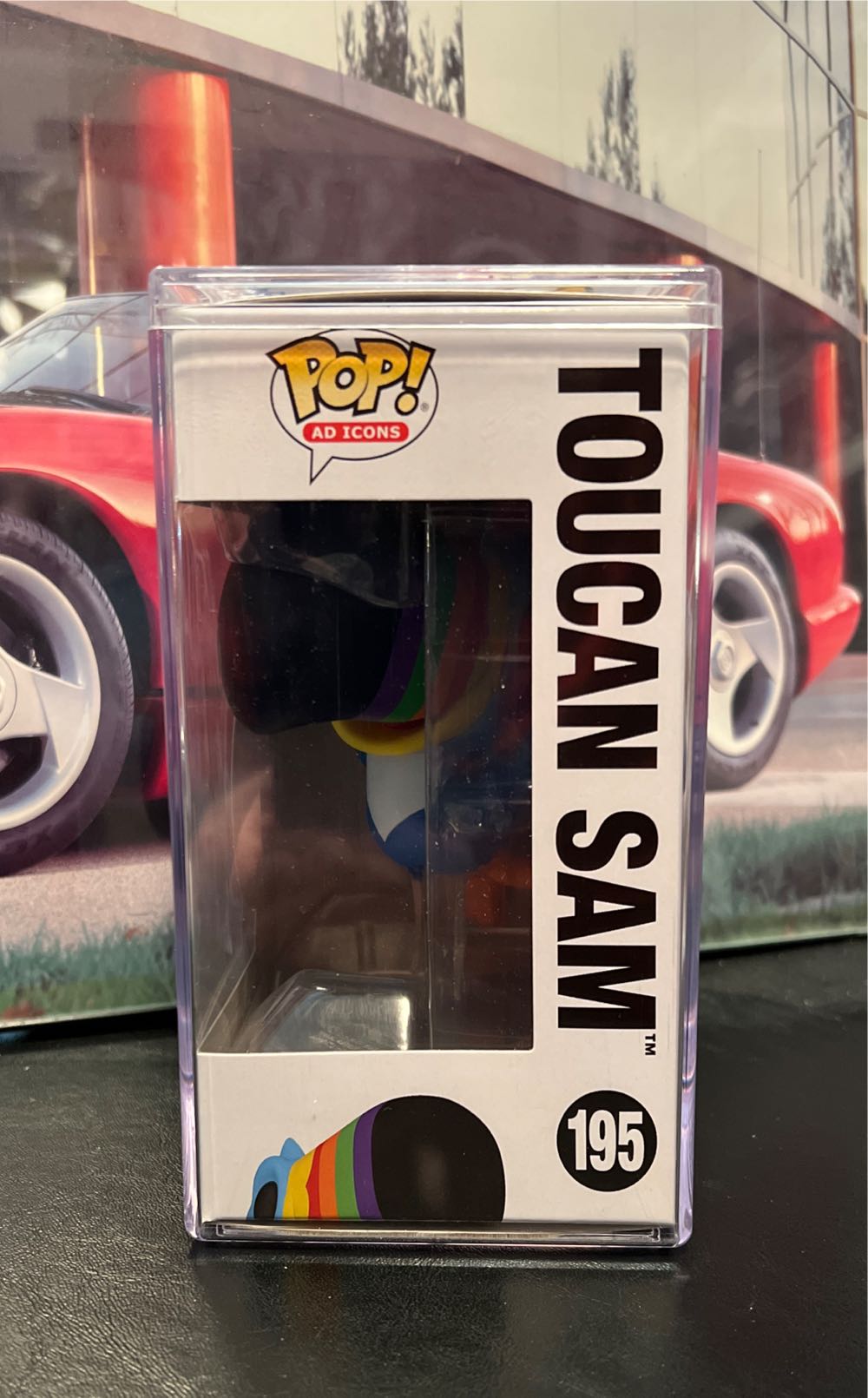 Toucan Sam - Kellogg’s vinyl figure collectible [Barcode 889698725255] - Main Image 3
