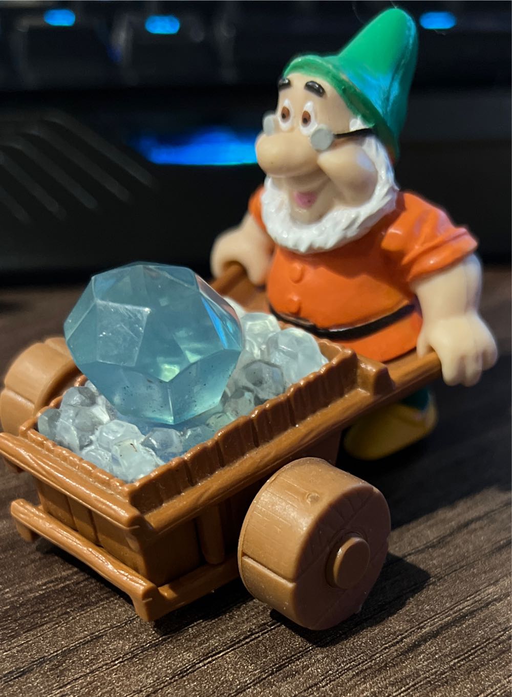 Super7 Disney’s Haunted Mansion: Phineas Travel Ghost Reaction Figure Multicolor