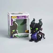 Maleficent Disney Treasure Exclusive  vinyl figure collectible - Main Image 3