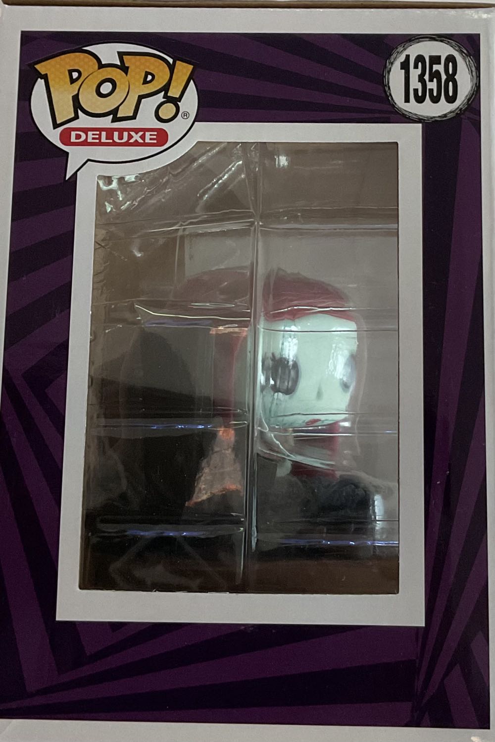 Sally - The Nightmare Before Christmas vinyl figure collectible [Barcode 889698723152] - Main Image 2
