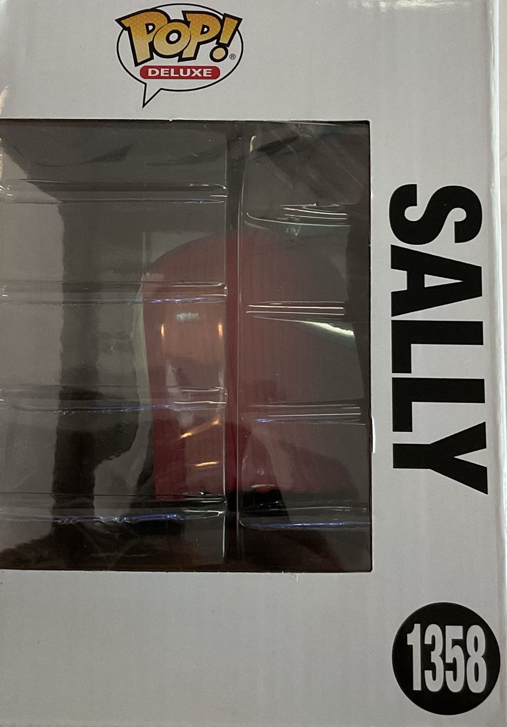 Sally - The Nightmare Before Christmas vinyl figure collectible [Barcode 889698723152] - Main Image 4