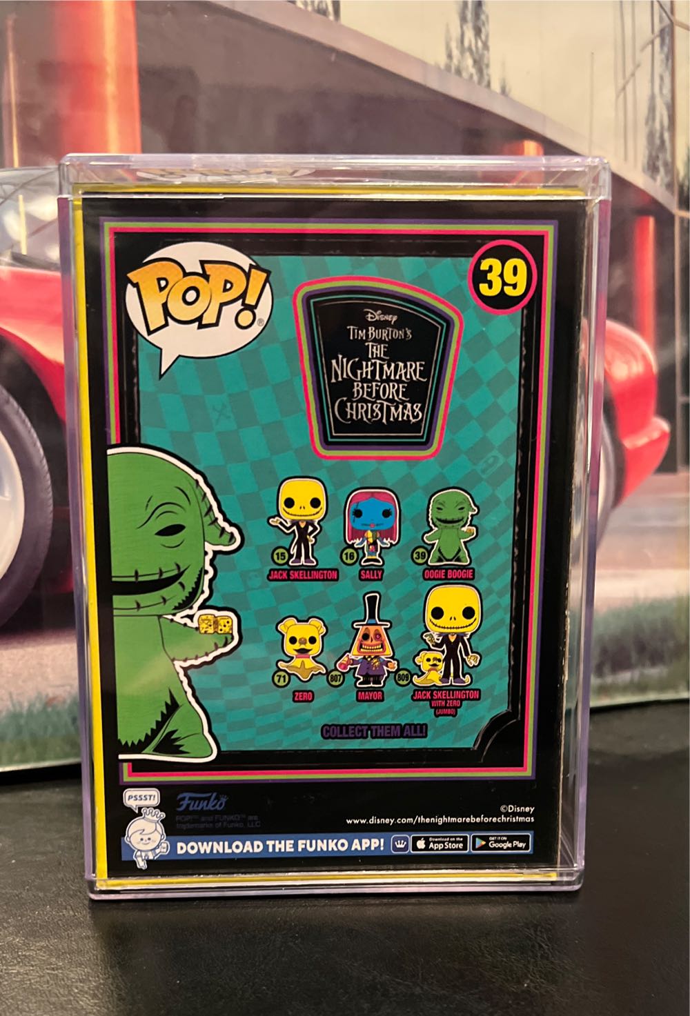 The Nightmare Before Christmas - OOGIE BOOGIE (BLACKLIGHT) - Disney vinyl figure collectible [Barcode 889698639620] - Main Image 2