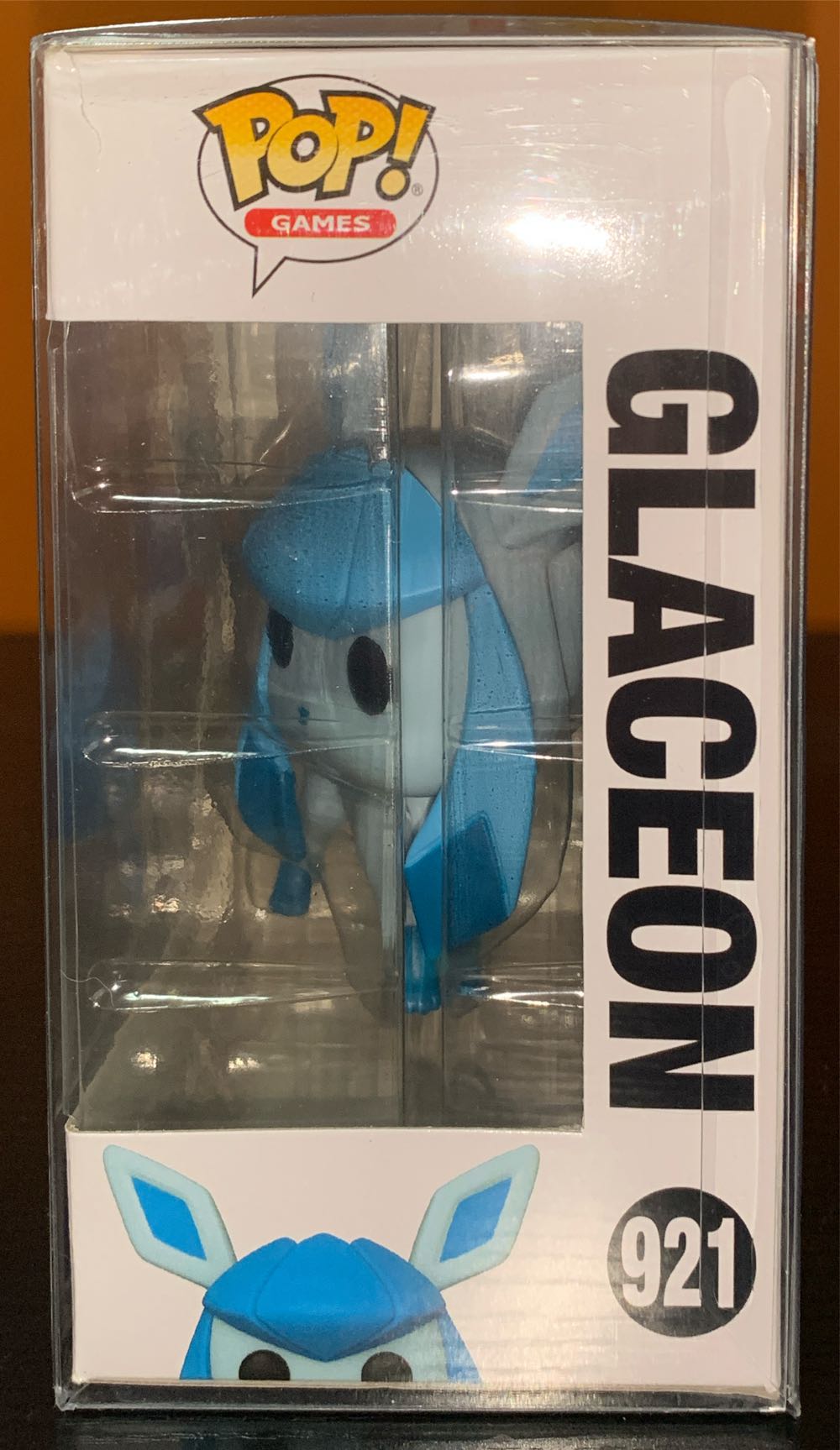 Glaceon - Pokémon vinyl figure collectible [Barcode 889698622707] - Main Image 2