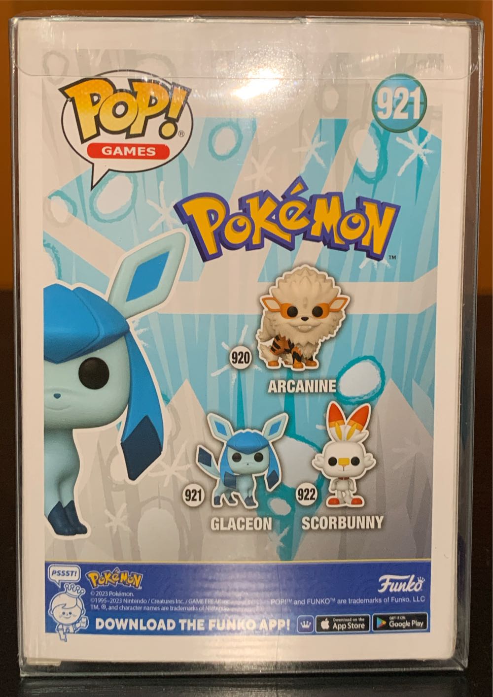 Glaceon - Pokémon vinyl figure collectible [Barcode 889698622707] - Main Image 3