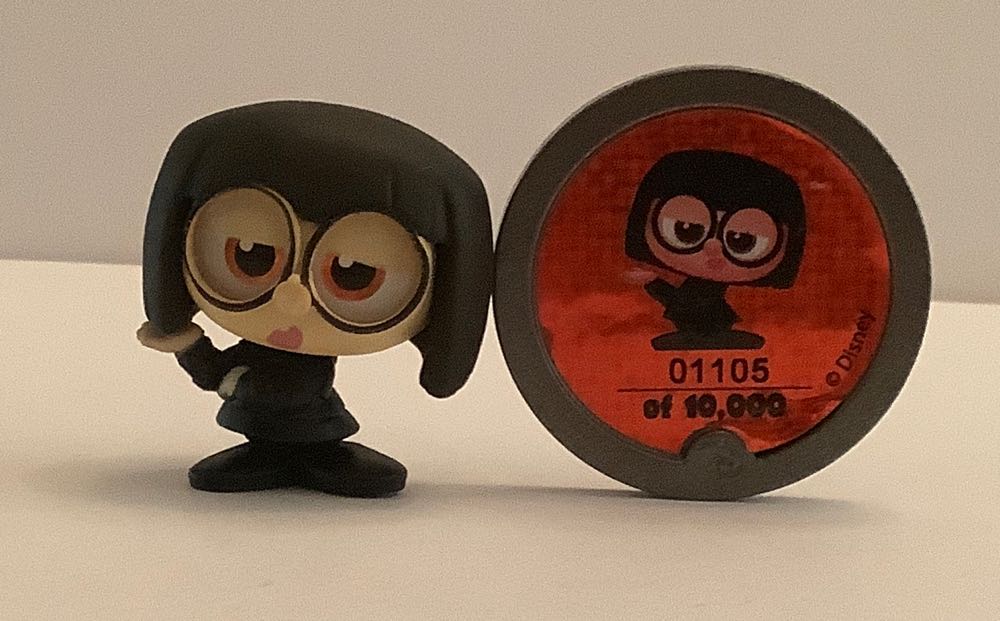 Doorables - Edna Mode  vinyl figure collectible - Main Image 2