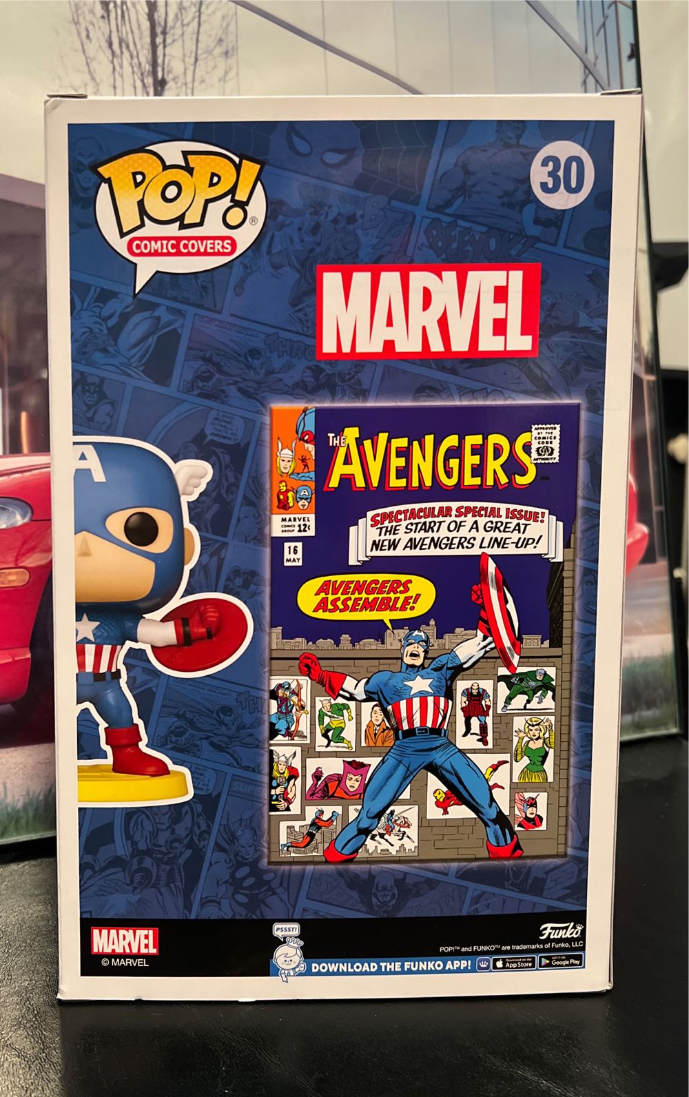 Captain America  vinyl figure collectible [Barcode 889698741347] - Main Image 2