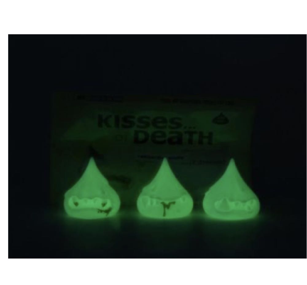 KISSES OF DEATH: RADIOACTIVE WASTE (GID 3 PACK) DESIGNER TOY  vinyl figure collectible - Main Image 2