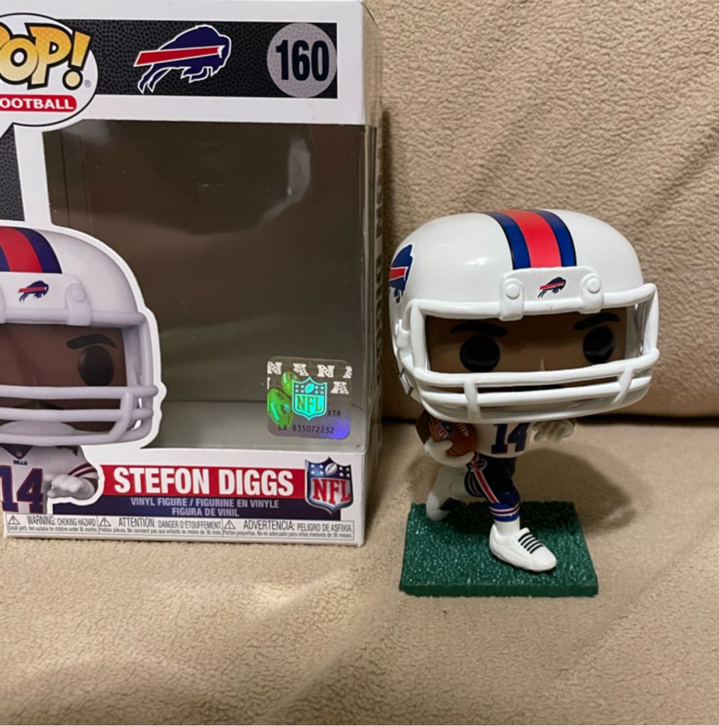 Demon Slayer Mitsuri Kanroji Popup Parade