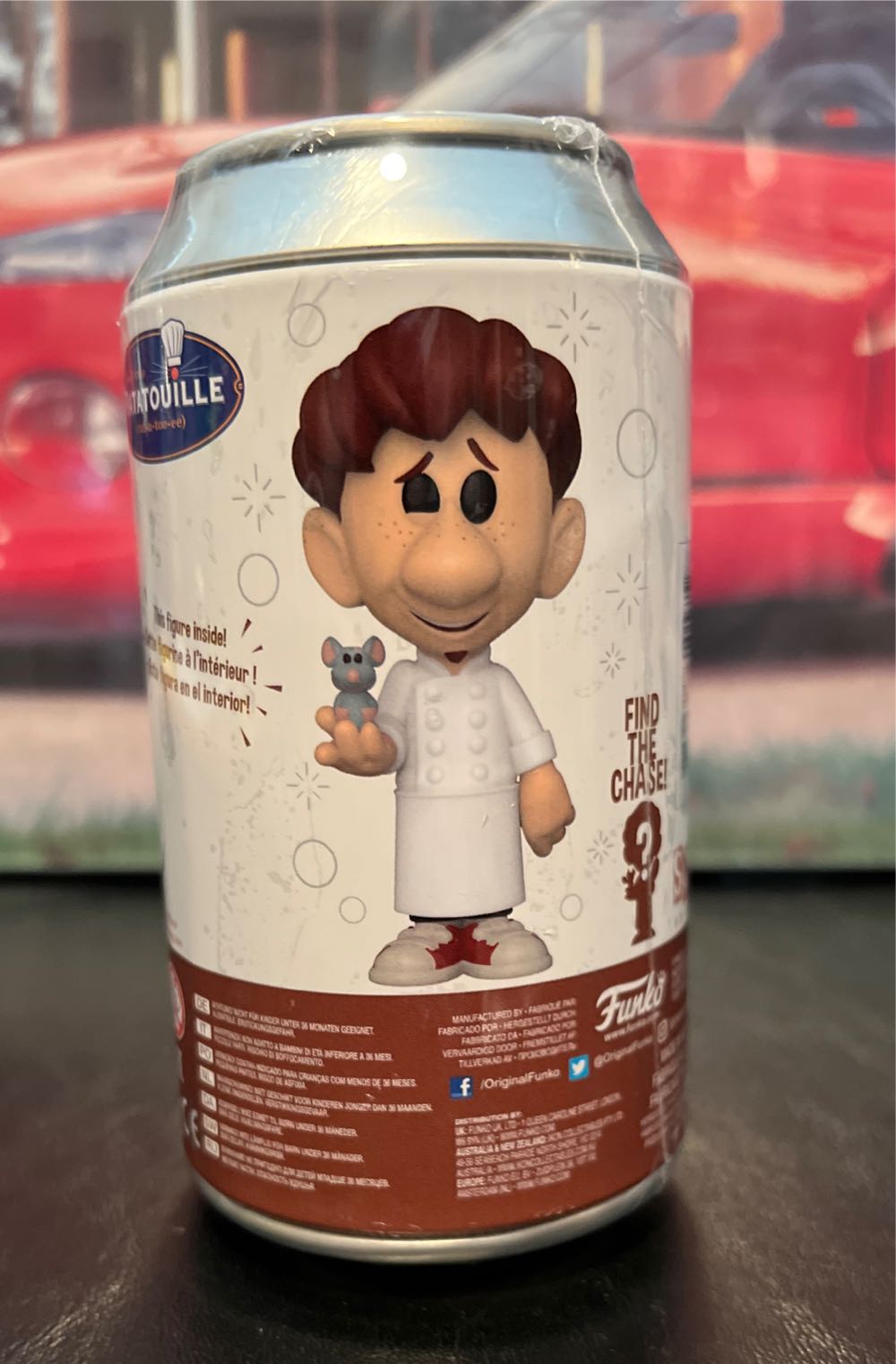 Linguini - Ratatouille vinyl figure collectible [Barcode 889698610575] - Main Image 2