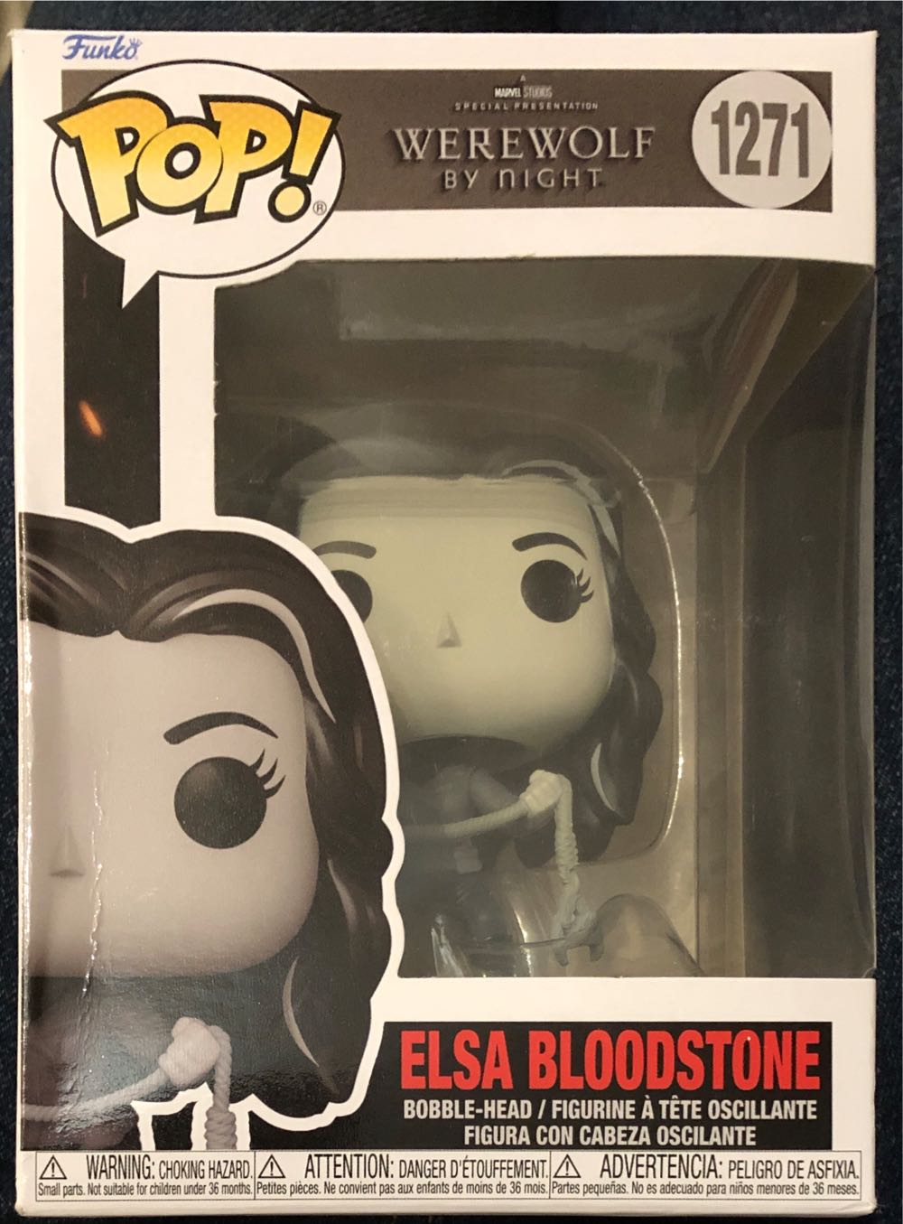 Elsa Bloodstone - Marvel Universe vinyl figure collectible [Barcode 889698745345] - Main Image 3