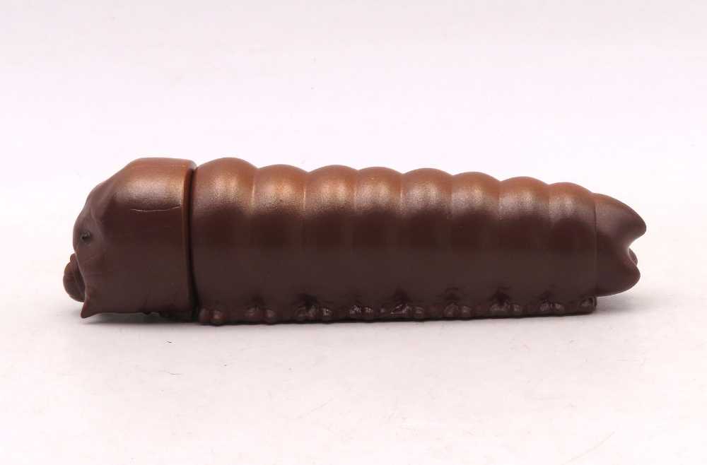 Mothra Larva 1961-64
Anraku Ansaku  vinyl figure collectible - Main Image 4