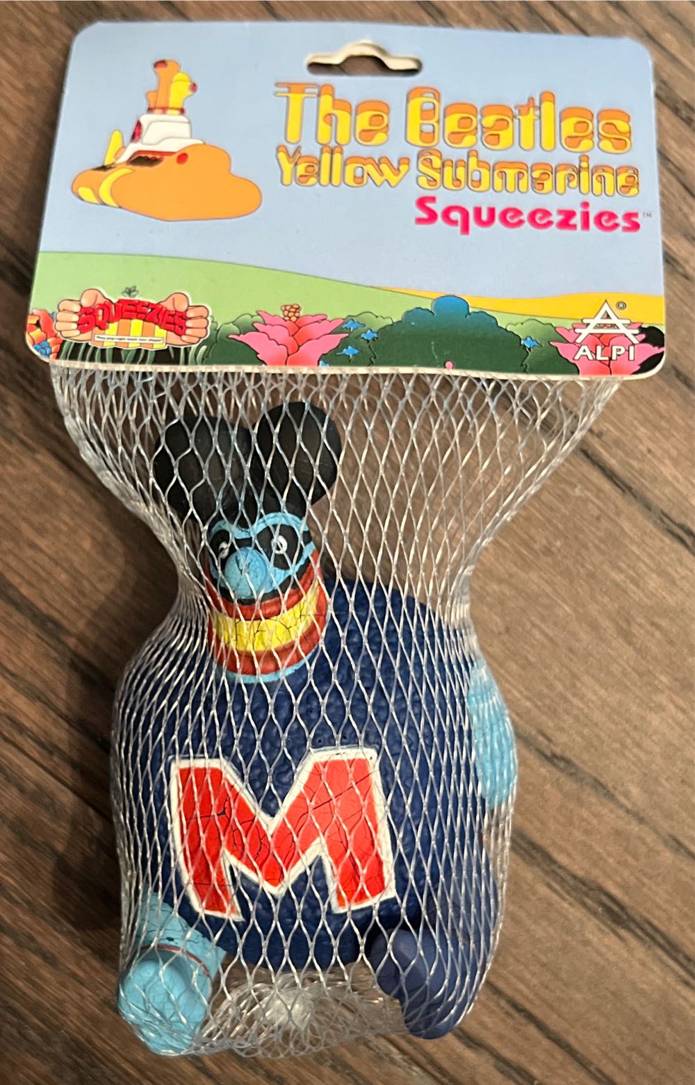 The Beatles Blue Meanie  vinyl figure collectible [Barcode 098343704204] - Main Image 2