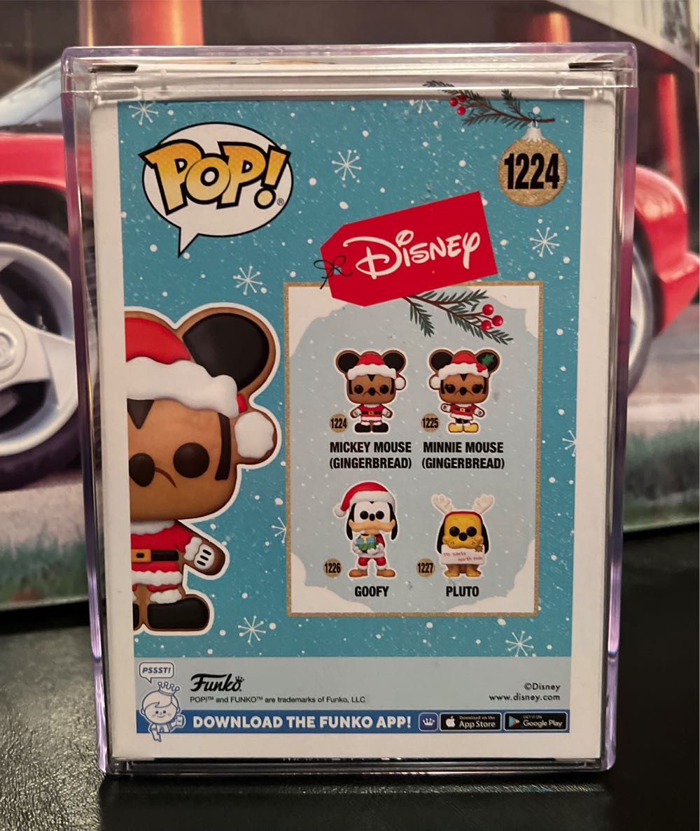MICKEY MOUSE (GINGERBREAD) - Disney vinyl figure collectible [Barcode 889698643290] - Main Image 2