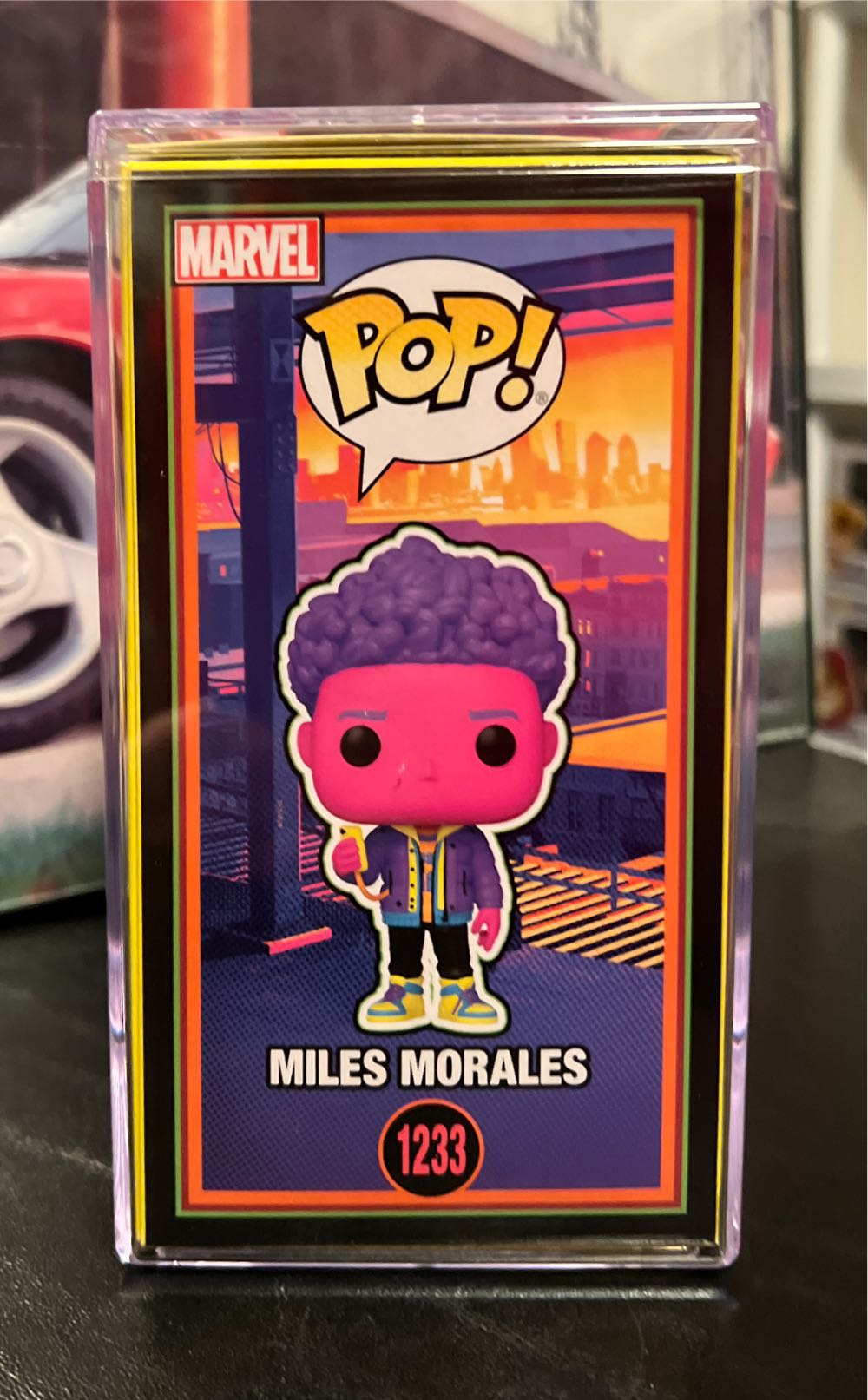 Miles Morales - Spider-Man: Miles Morales vinyl figure collectible [Barcode 889698739368] - Main Image 4