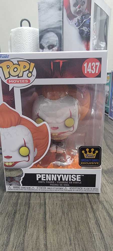 Pennywise - It vinyl figure collectible [Barcode 889698739429] - Main Image 3